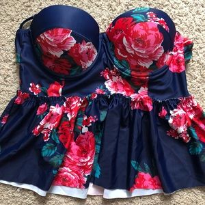 2 piece Bathing Suit - Retro & Peplum top